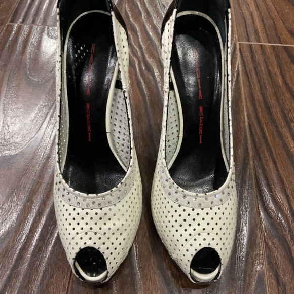 Nadia Nert Open Toe Heels Size 37 - Picture 5 of 5